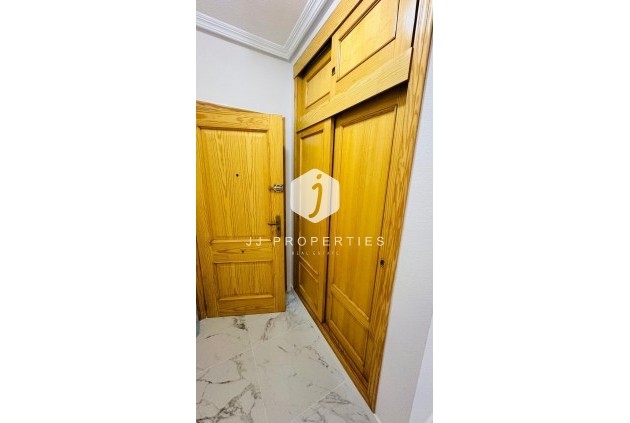 Resale - Apartment / flat -
Torrevieja - Acequion