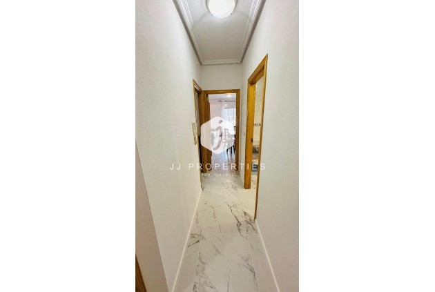 Resale - Apartment / flat -
Torrevieja - Acequion
