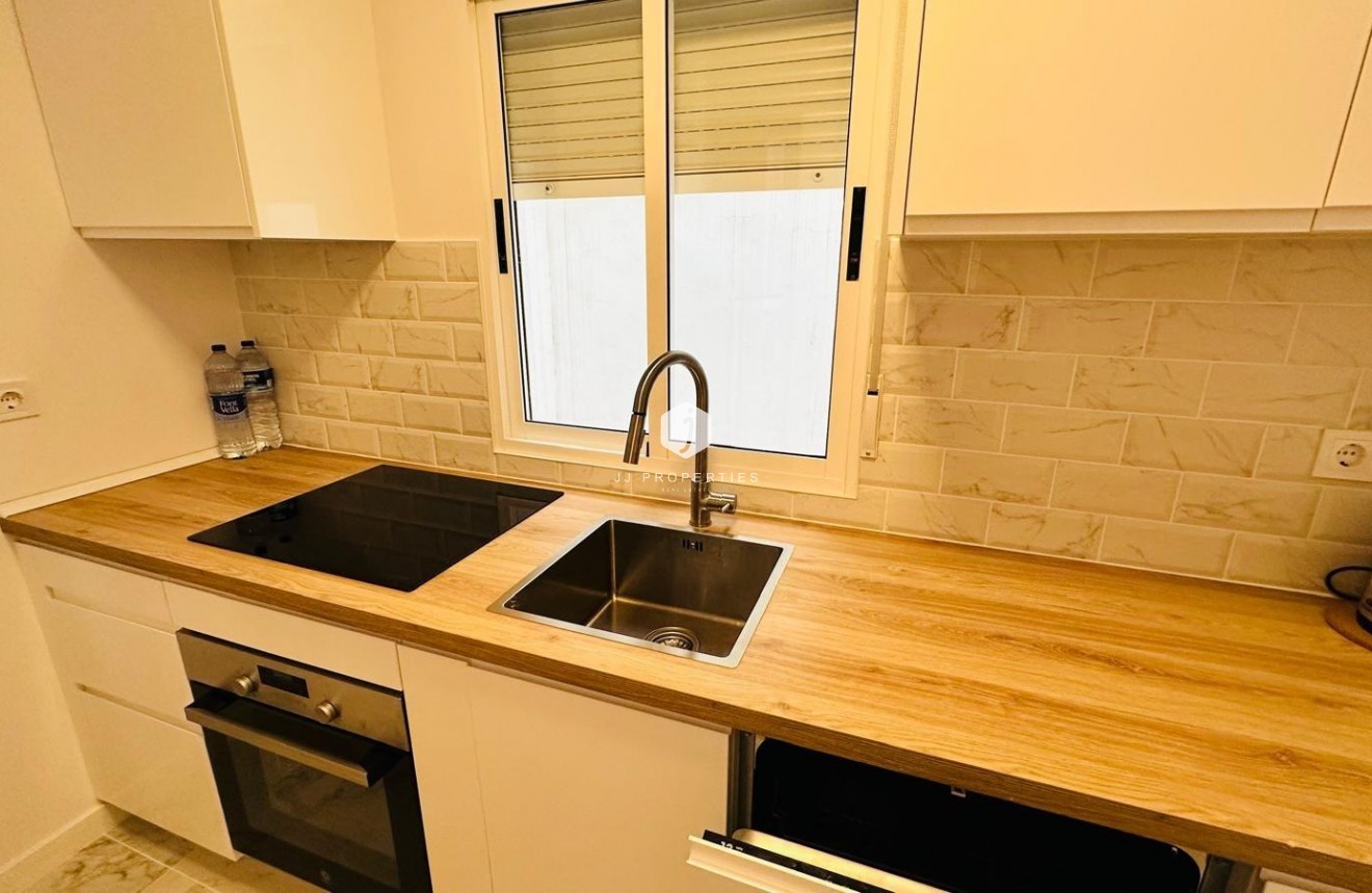 Resale - Apartment / flat -
Torrevieja - Acequion
