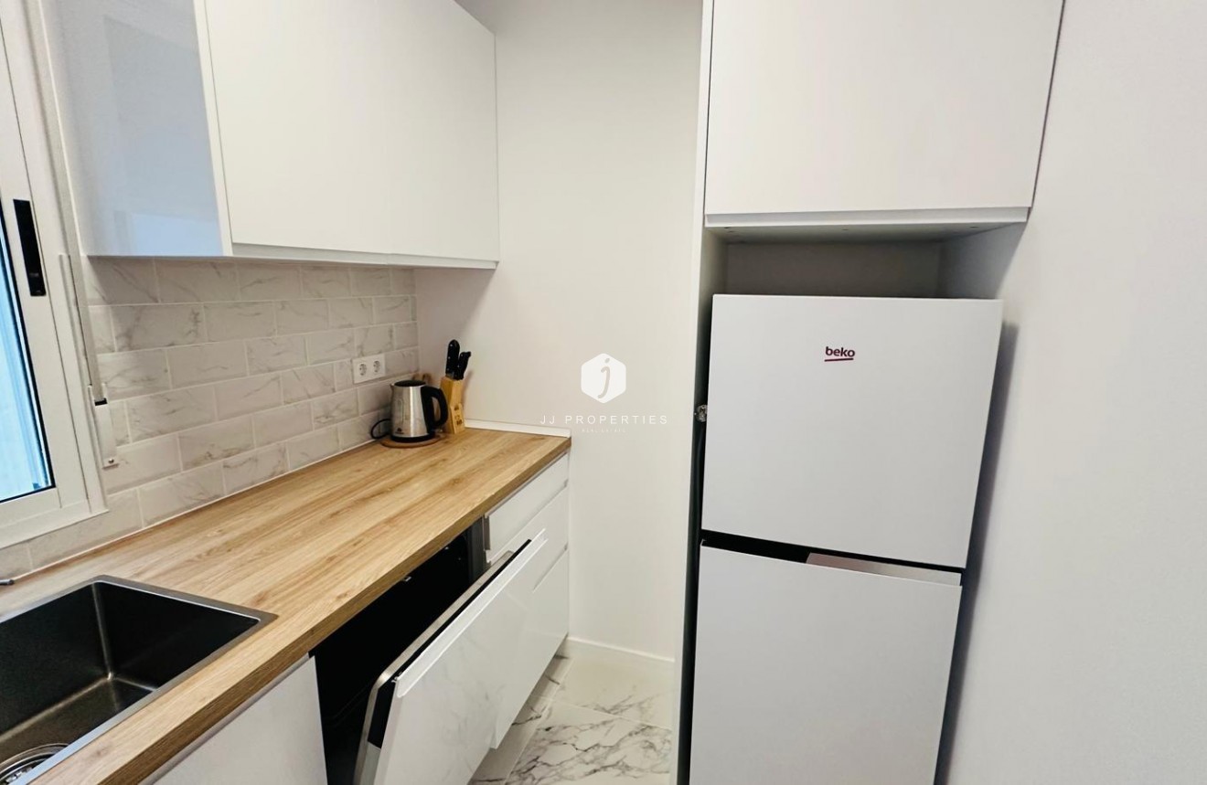 Resale - Apartment / flat -
Torrevieja - Acequion