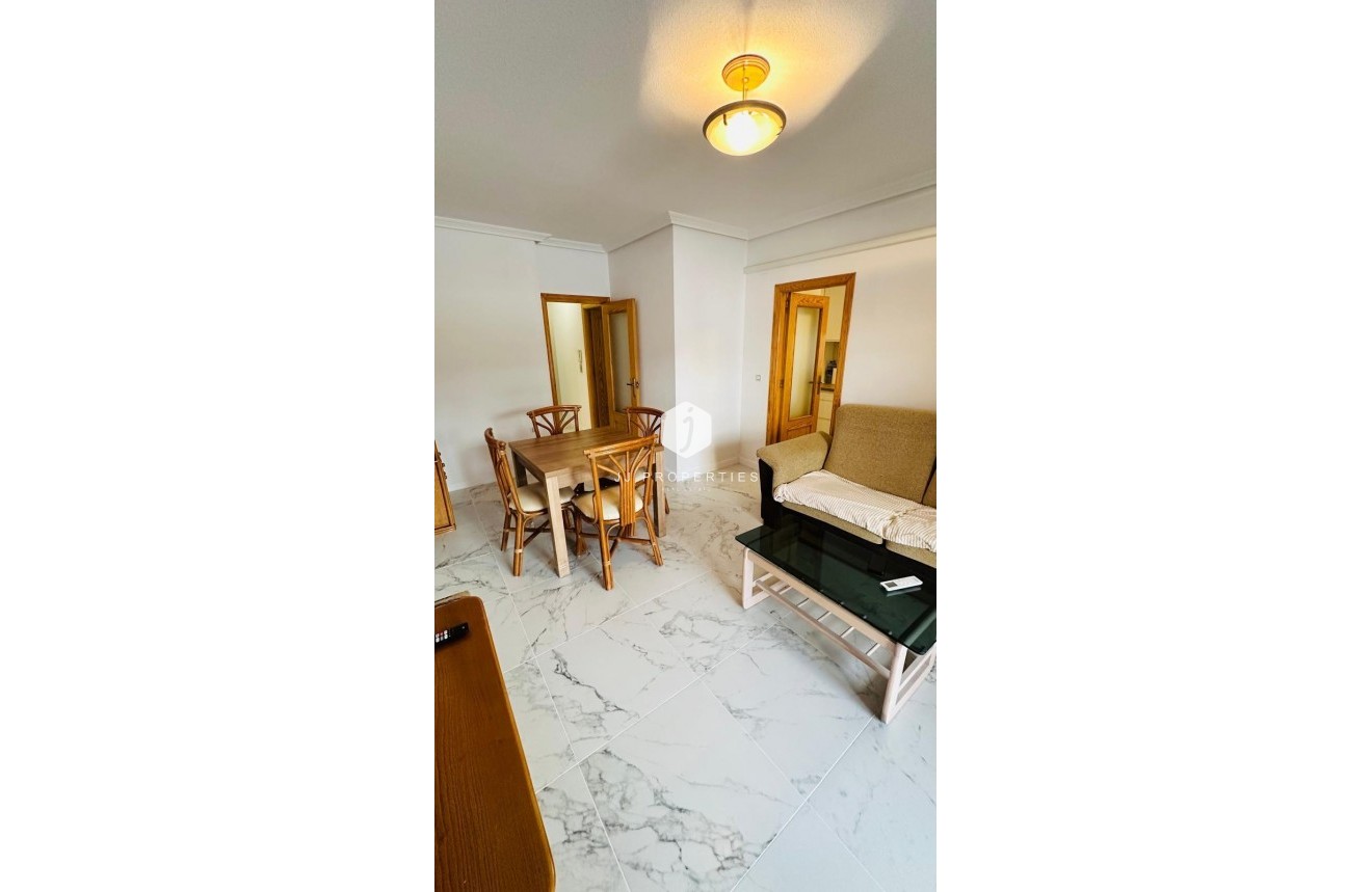 Resale - Apartment / flat -
Torrevieja - Acequion