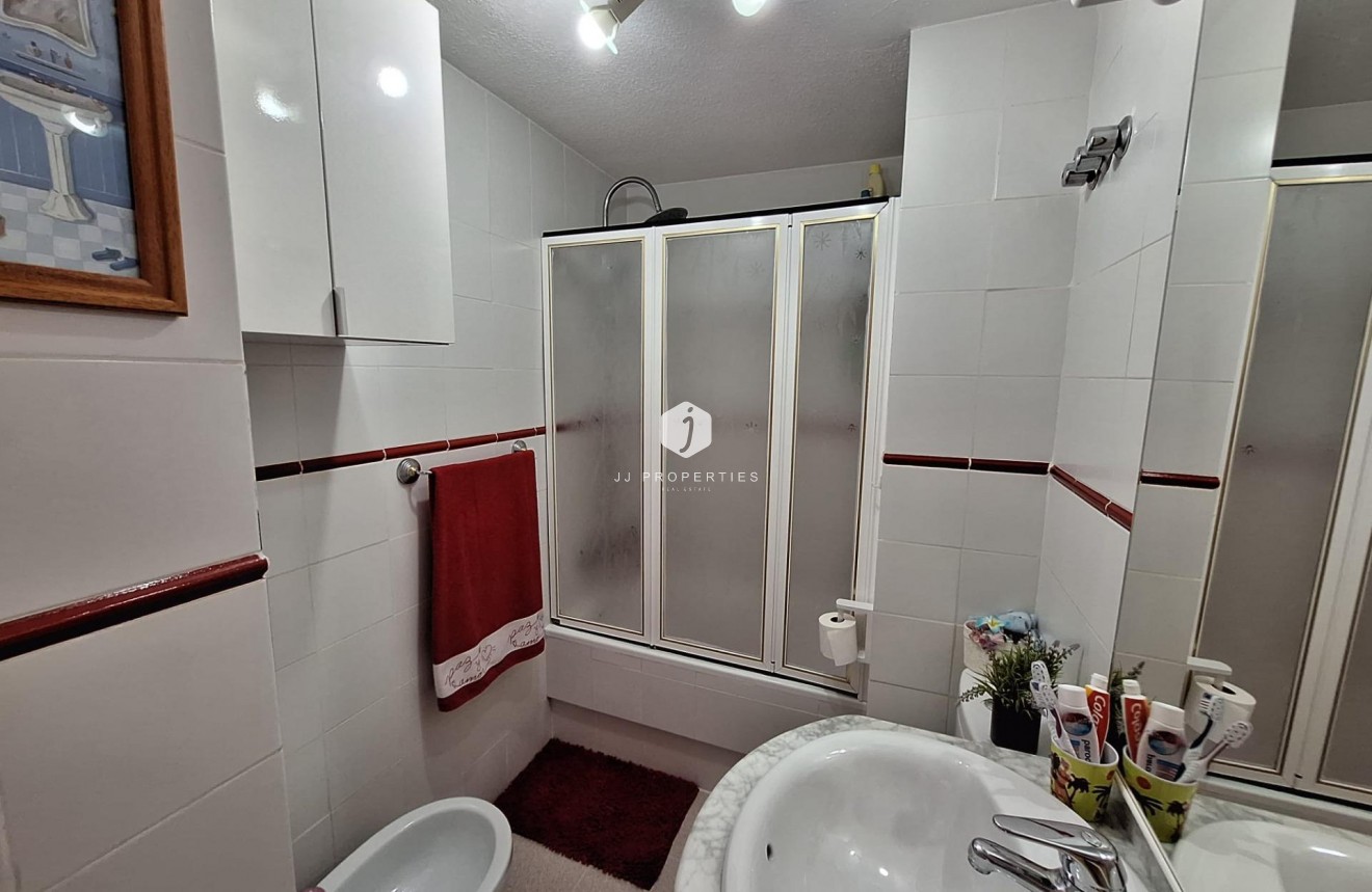 D'occasion - Appartement -
Torrevieja - Nueva Torrevieja