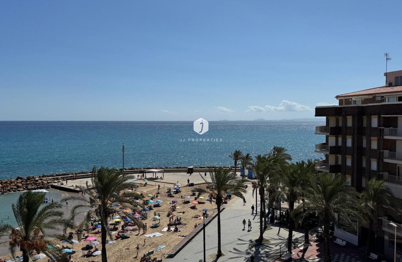 Aus zweiter Hand - Wohnung -
Torrevieja - Playa del Cura