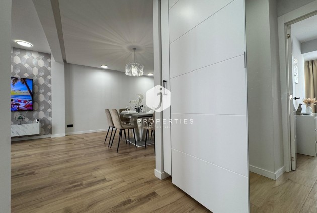 Aus zweiter Hand - Wohnung -
Torrevieja - Playa del Cura