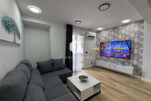 Aus zweiter Hand - Wohnung -
Torrevieja - Playa del Cura