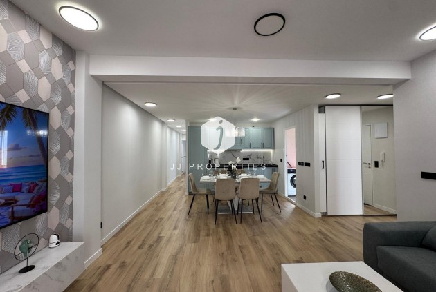 Aus zweiter Hand - Wohnung -
Torrevieja - Playa del Cura