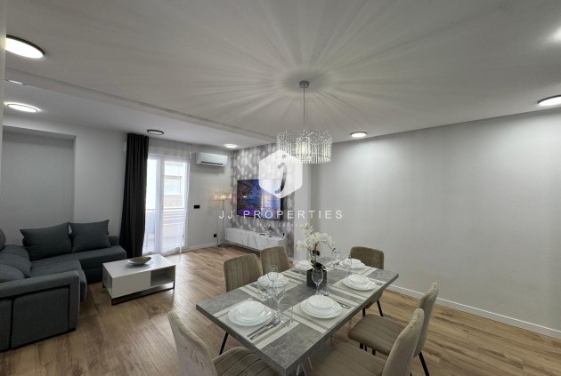 Aus zweiter Hand - Wohnung -
Torrevieja - Playa del Cura