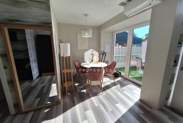 Aus zweiter Hand - Wohnung -
Torrevieja - Torretas