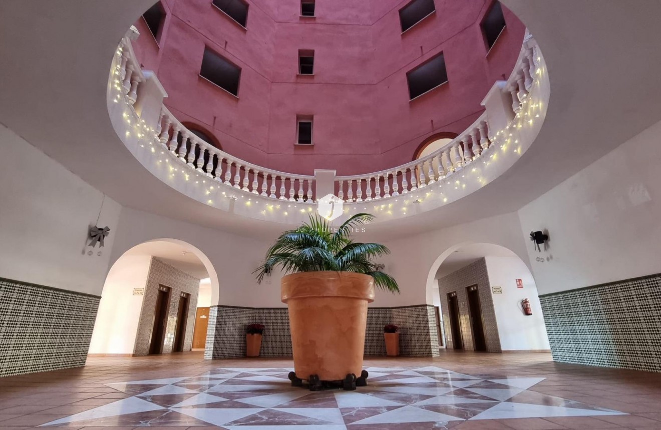 Tweedehands - Appartement / flat -
Torrevieja - Los Frutales