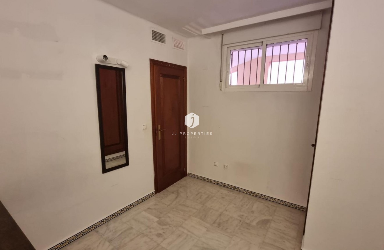 Tweedehands - Appartement / flat -
Torrevieja - Los Frutales
