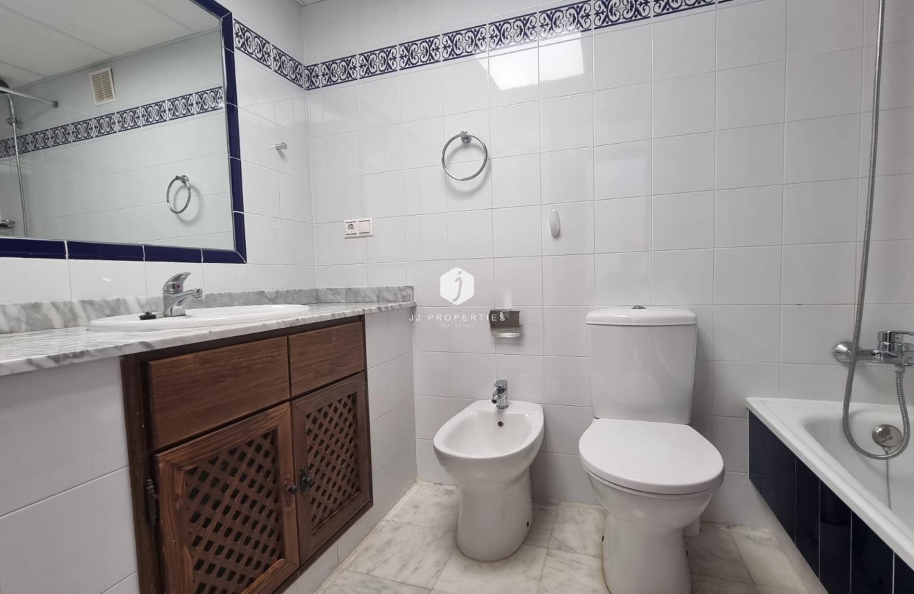 Tweedehands - Appartement / flat -
Torrevieja - Los Frutales