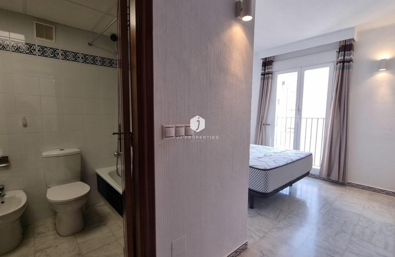 Tweedehands - Appartement / flat -
Torrevieja - Los Frutales