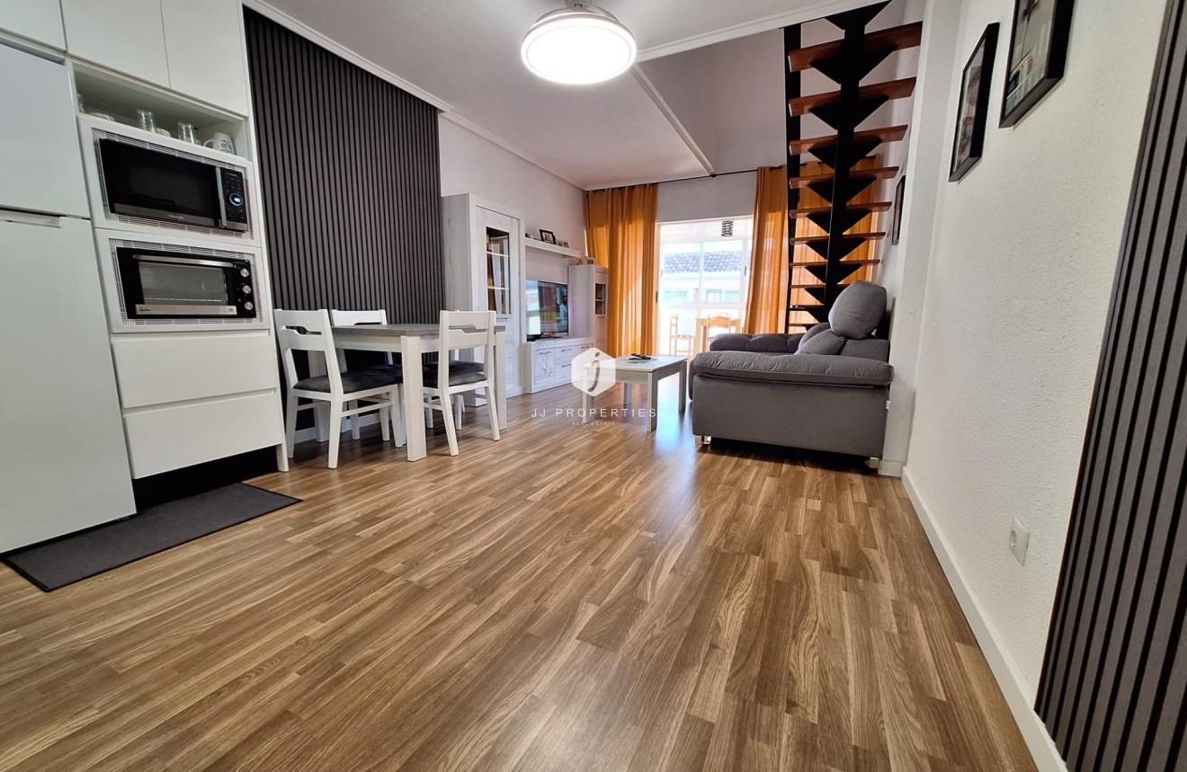 Tweedehands - Appartement / flat -
Torrevieja - Centro