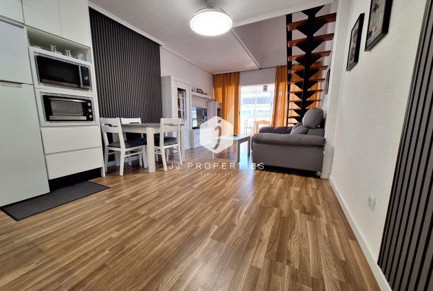 Tweedehands - Appartement / flat -
Torrevieja - Centro