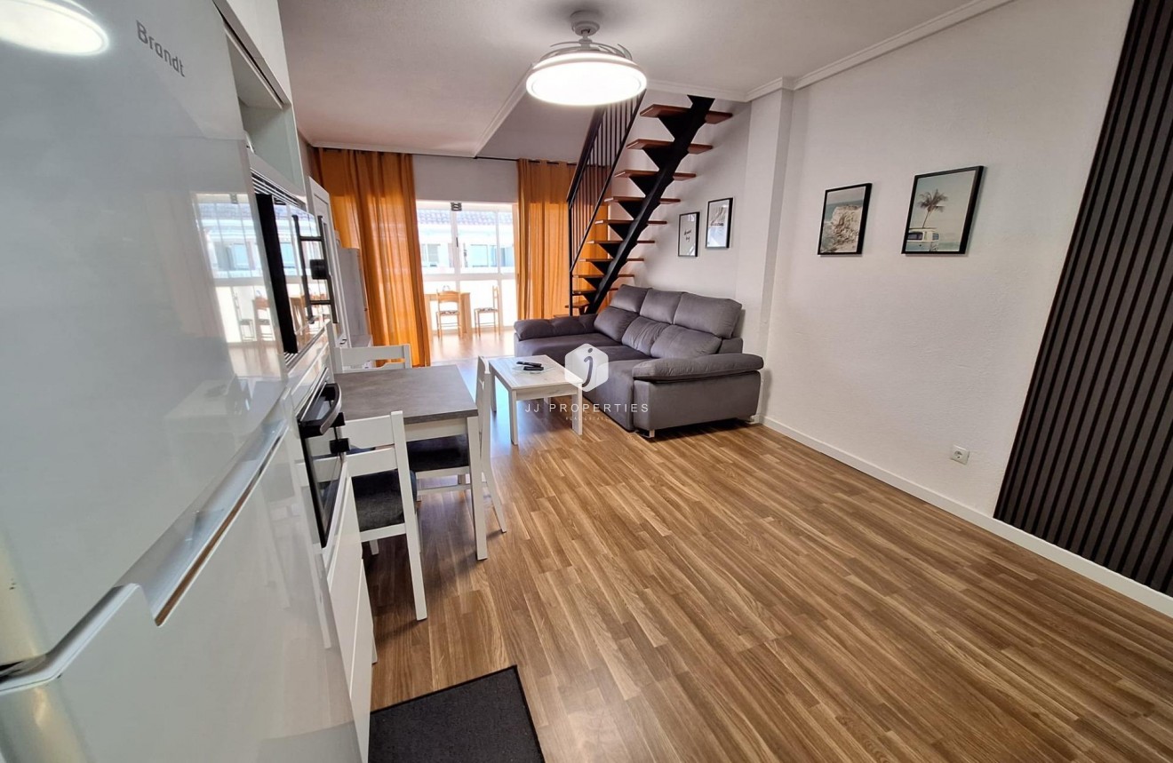 Tweedehands - Appartement / flat -
Torrevieja - Centro