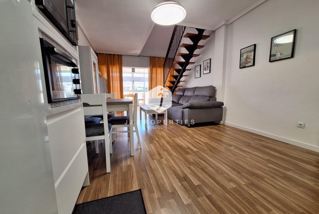Tweedehands - Appartement / flat -
Torrevieja - Centro