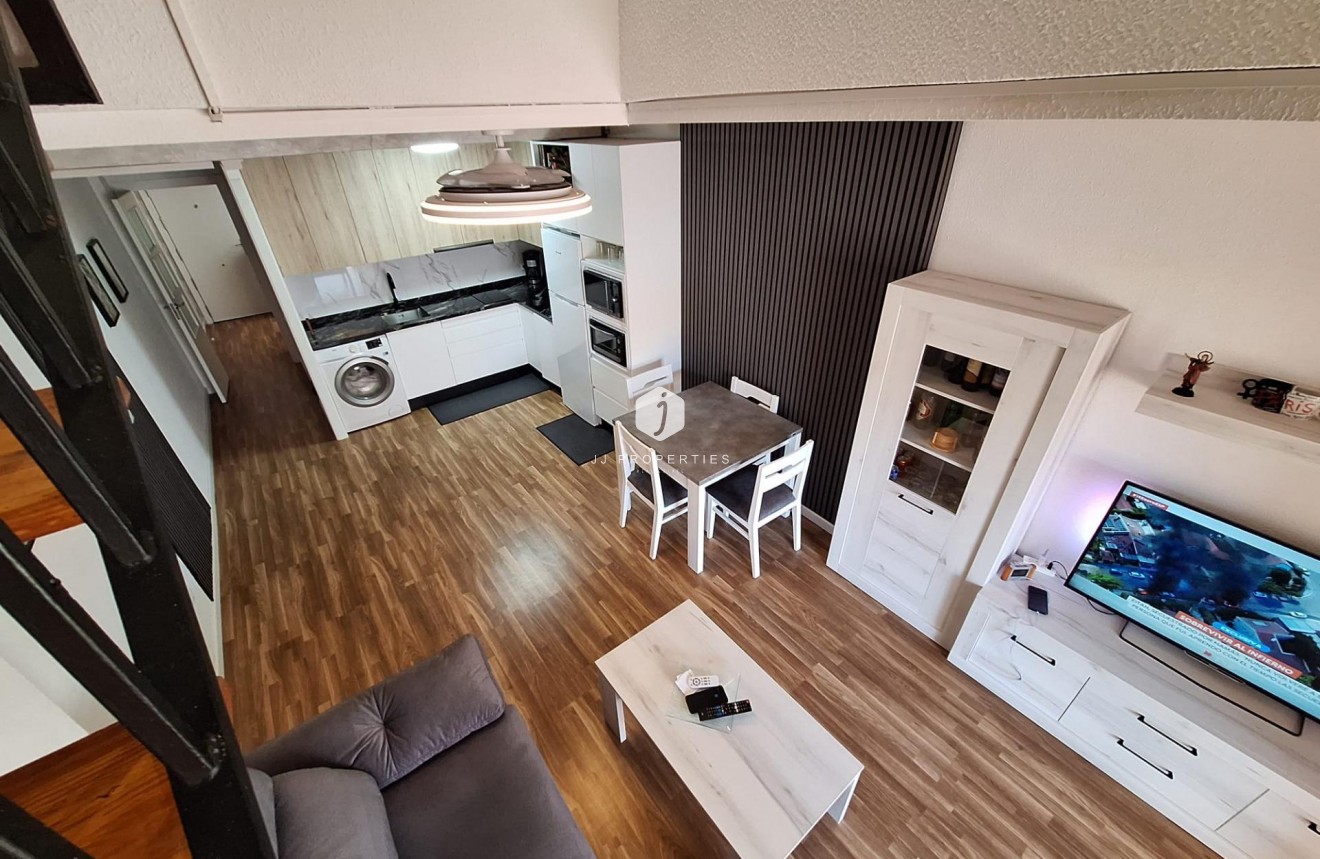 Tweedehands - Appartement / flat -
Torrevieja - Centro