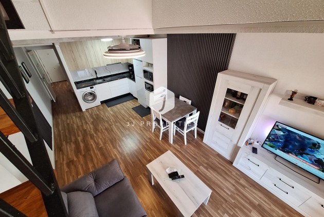 Tweedehands - Appartement / flat -
Torrevieja - Centro