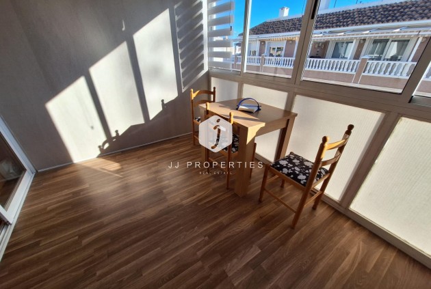 Tweedehands - Appartement / flat -
Torrevieja - Centro