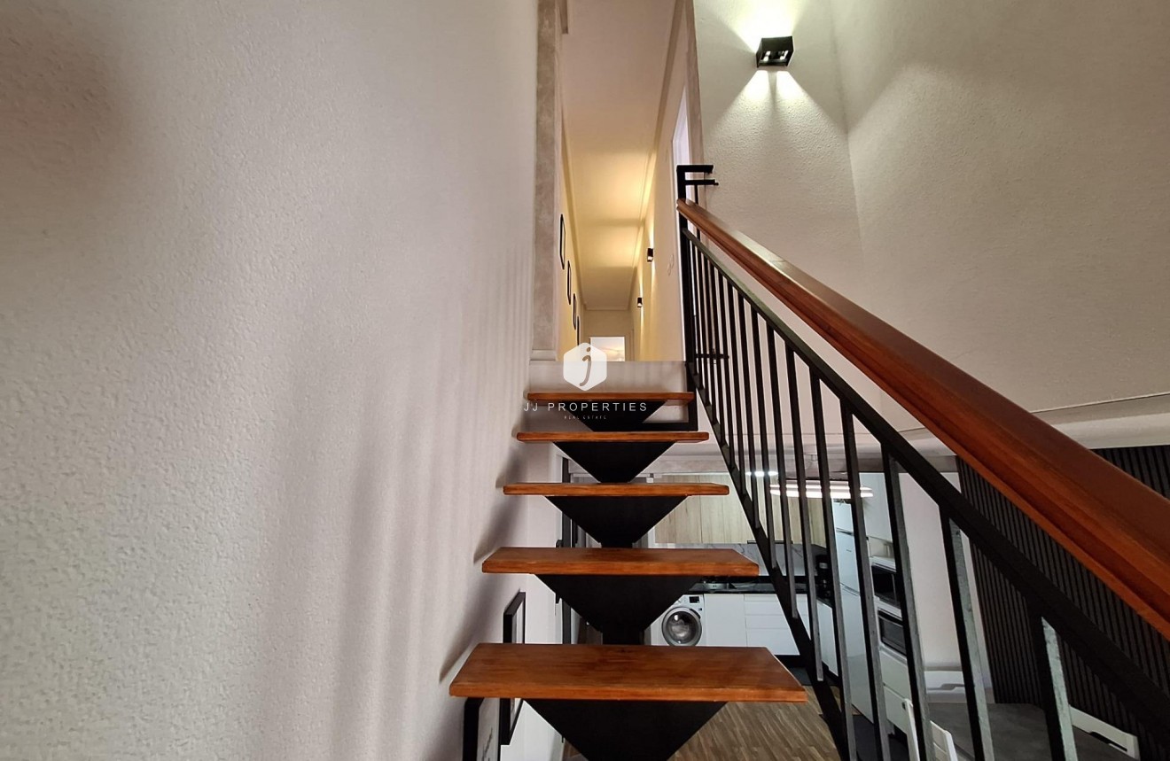 Tweedehands - Appartement / flat -
Torrevieja - Centro