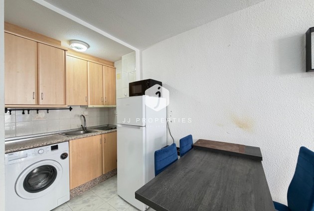 D'occasion - Appartement -
Torrevieja - Playa del Cura