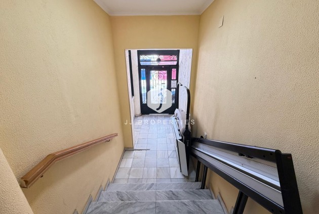 D'occasion - Appartement -
Torrevieja - Playa del Cura