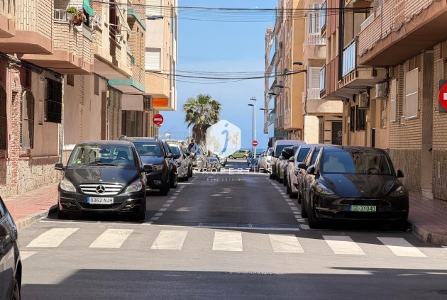 D'occasion - Appartement -
Torrevieja - Playa del Cura