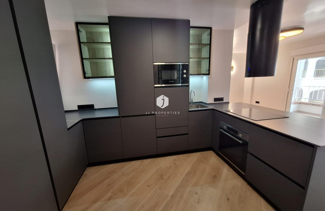 Aus zweiter Hand - Wohnung -
Torrevieja - Playa de los Locos