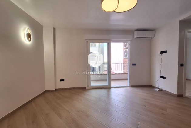 Aus zweiter Hand - Wohnung -
Torrevieja - Playa de los Locos