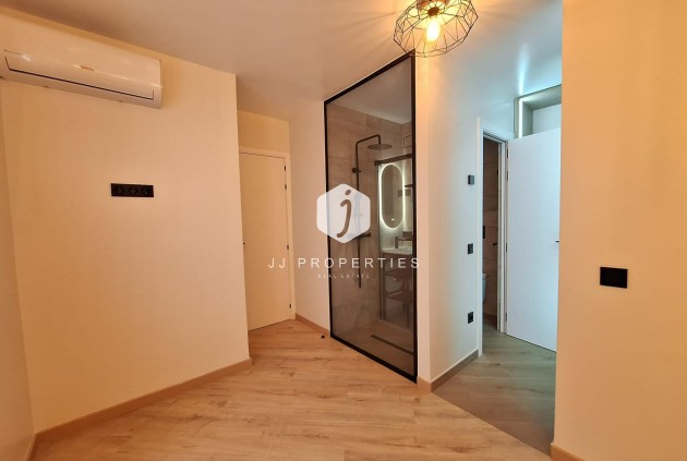 Aus zweiter Hand - Wohnung -
Torrevieja - Playa de los Locos