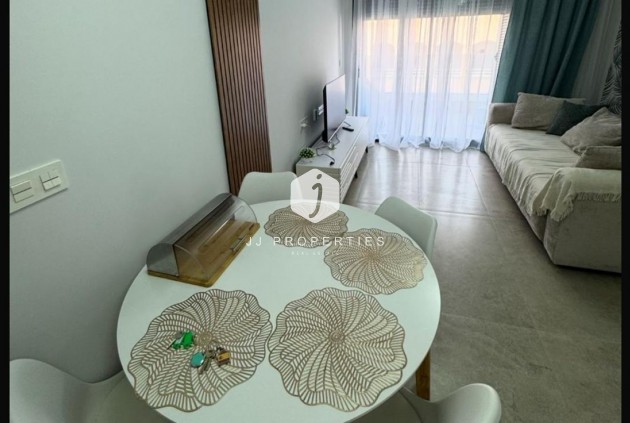 Aus zweiter Hand - Wohnung -
Torrevieja - Playa del Cura