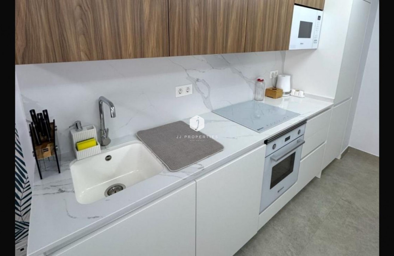 Aus zweiter Hand - Wohnung -
Torrevieja - Playa del Cura