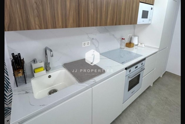 Aus zweiter Hand - Wohnung -
Torrevieja - Playa del Cura
