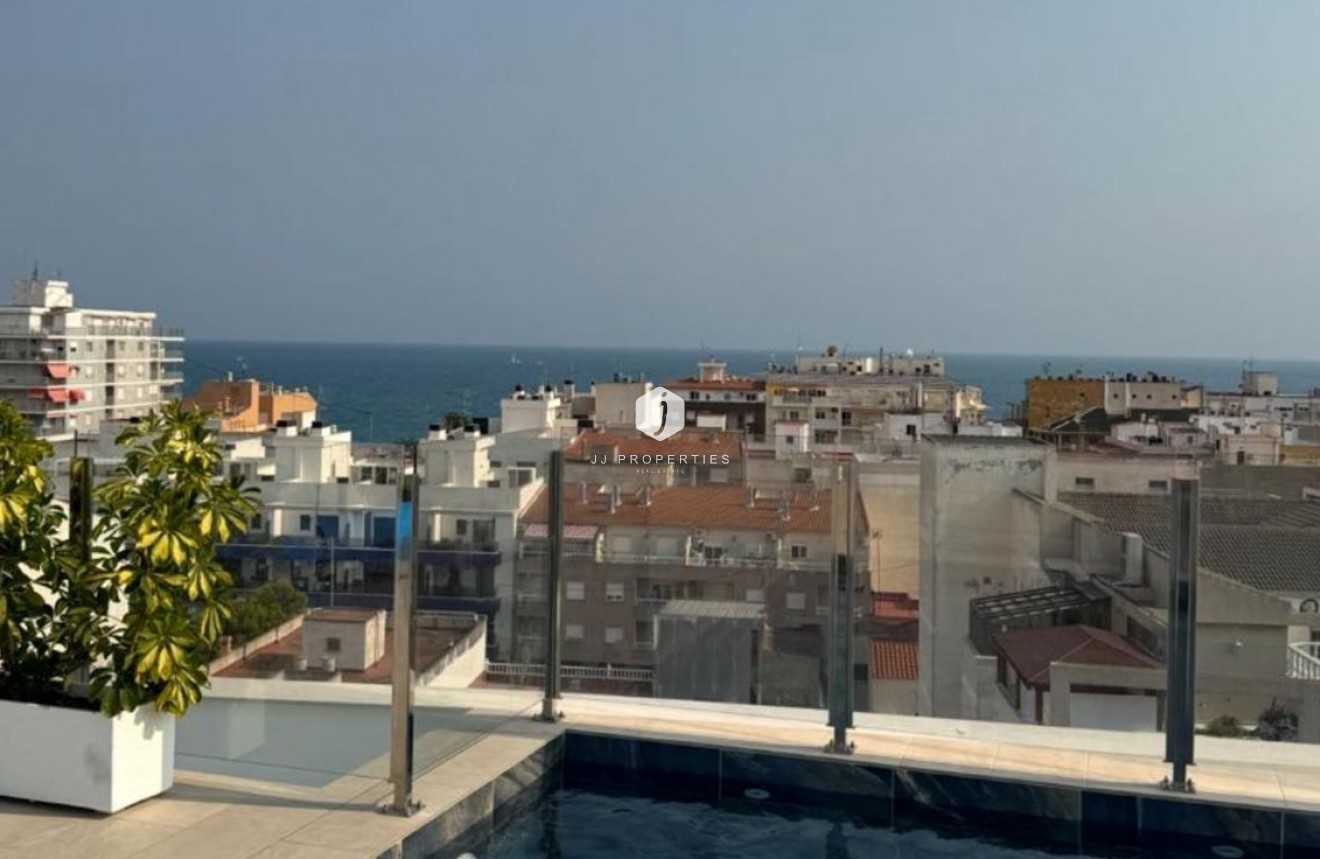 Aus zweiter Hand - Wohnung -
Torrevieja - Playa del Cura