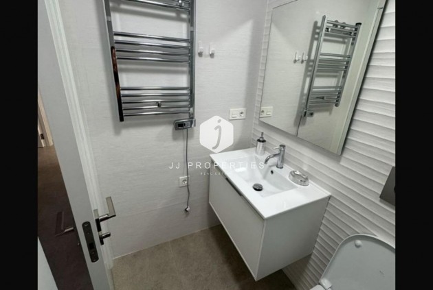 Aus zweiter Hand - Wohnung -
Torrevieja - Playa del Cura