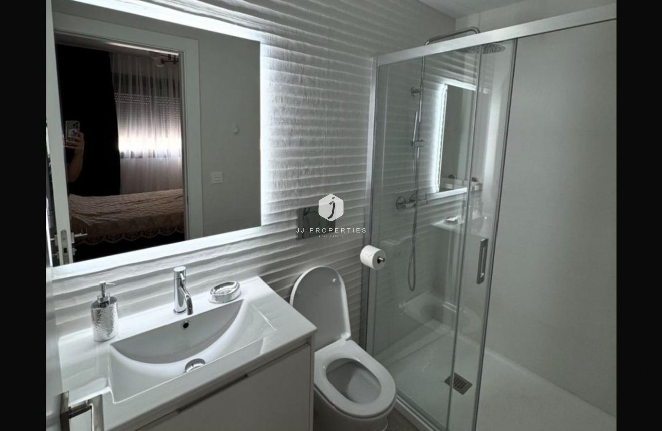 Aus zweiter Hand - Wohnung -
Torrevieja - Playa del Cura