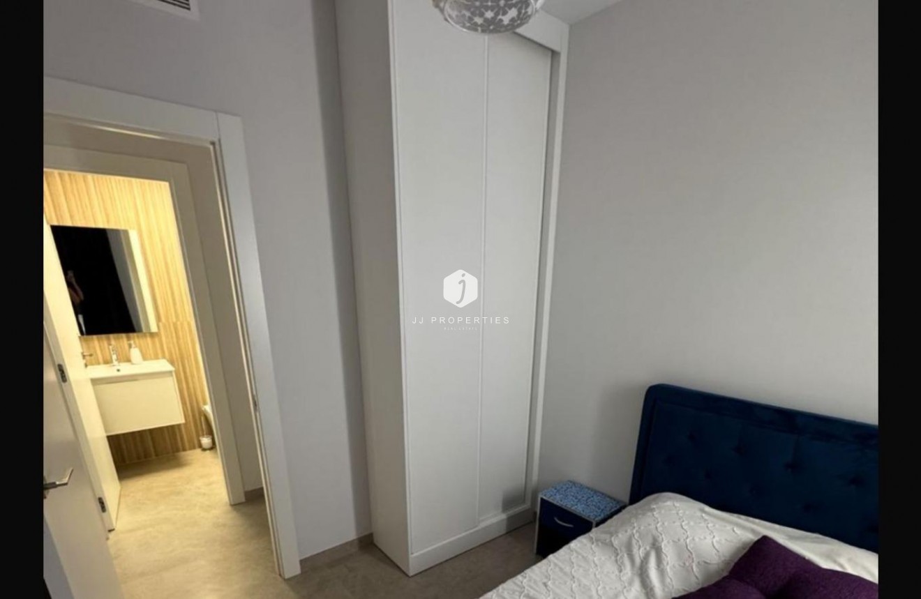 Aus zweiter Hand - Wohnung -
Torrevieja - Playa del Cura
