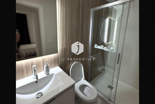 Aus zweiter Hand - Wohnung -
Torrevieja - Playa del Cura