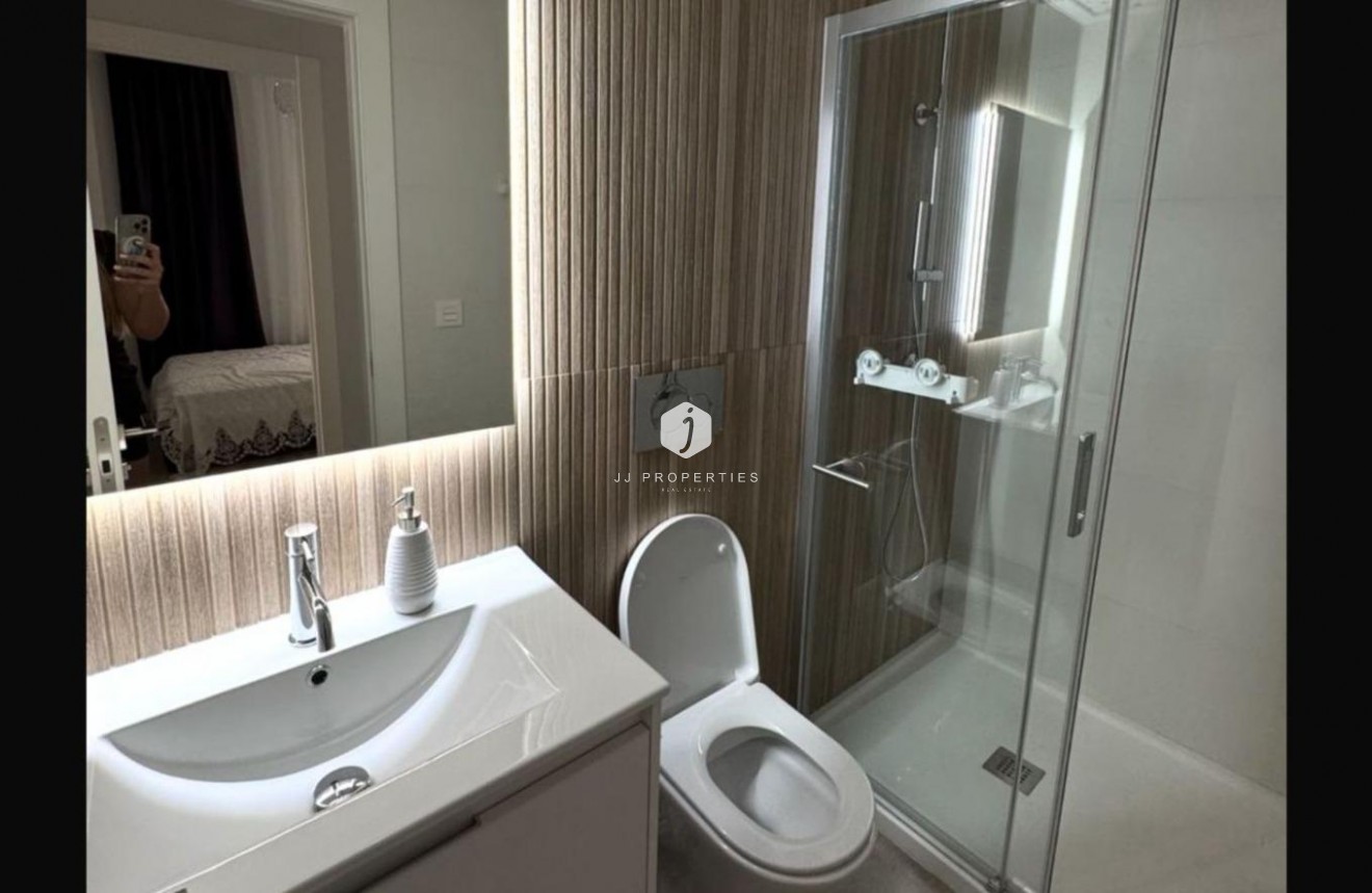 Aus zweiter Hand - Wohnung -
Torrevieja - Playa del Cura