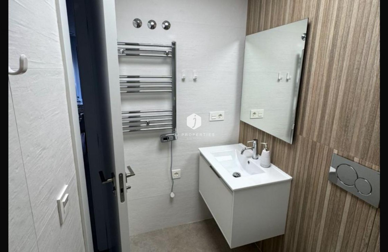 Aus zweiter Hand - Wohnung -
Torrevieja - Playa del Cura