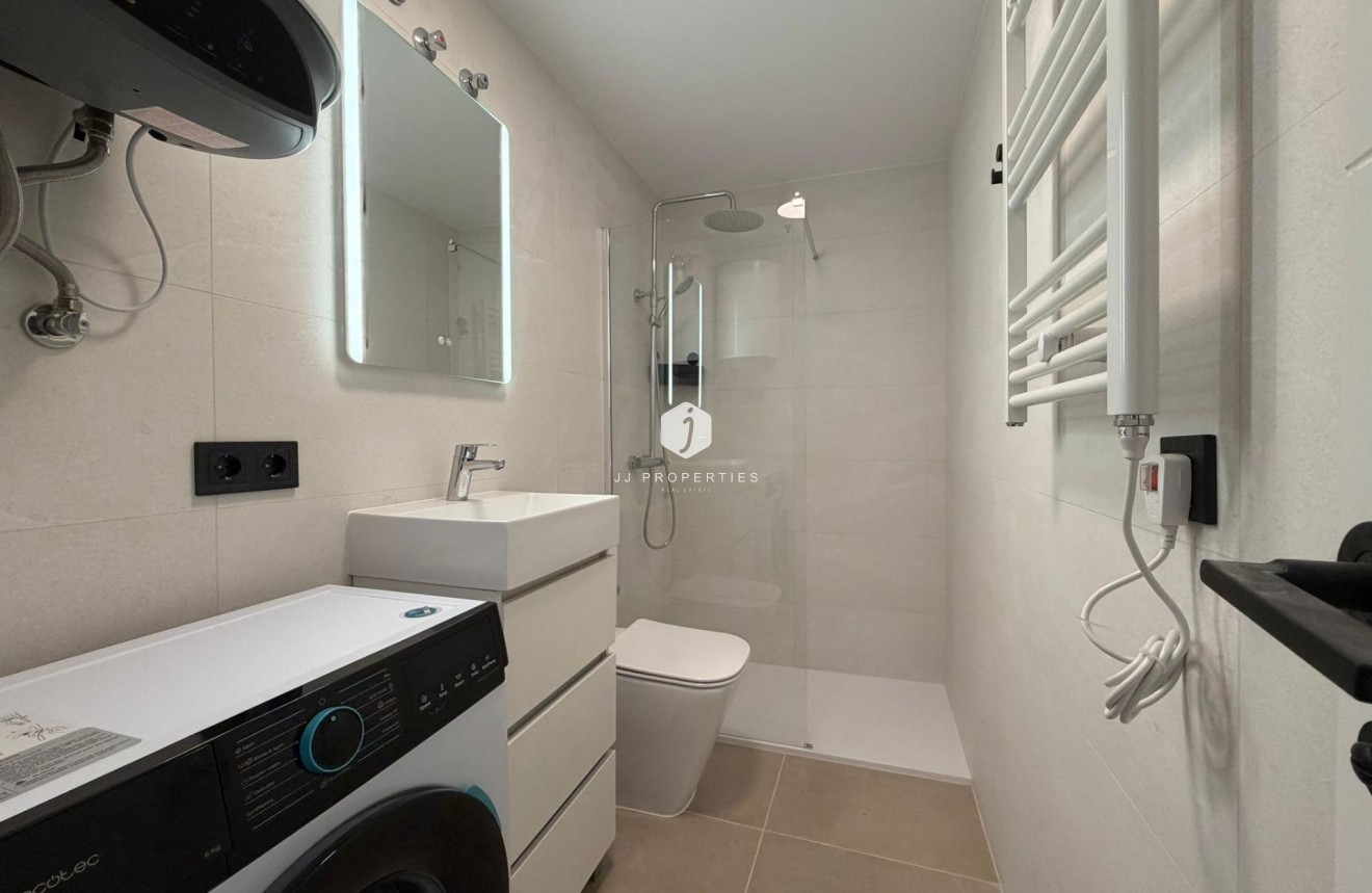 Tweedehands - Appartement / flat -
Torrevieja - Playa del Cura