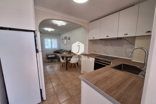 D'occasion - Bungalow -
Torrevieja - Sector 25