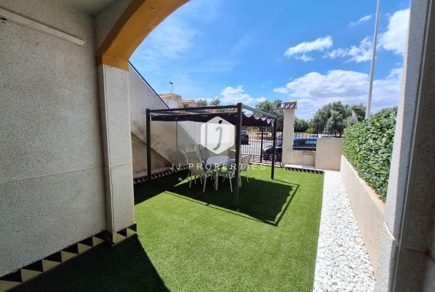 D'occasion - Bungalow -
Torrevieja - Sector 25