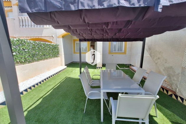 D'occasion - Bungalow -
Torrevieja - Sector 25