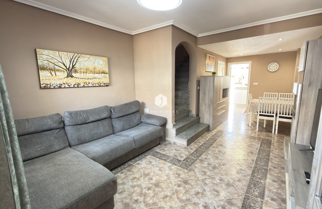 Resale - Chalet -
La Zenia - Costa Blanca