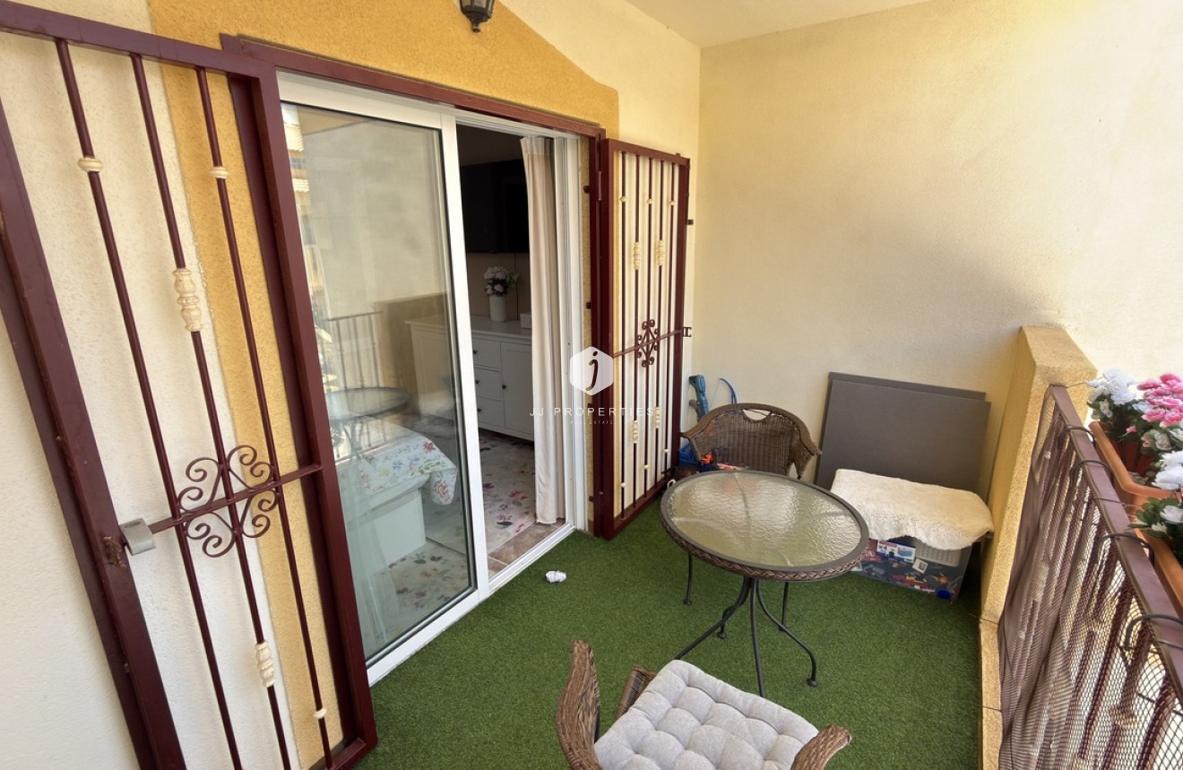 Resale - Chalet -
La Zenia - Costa Blanca
