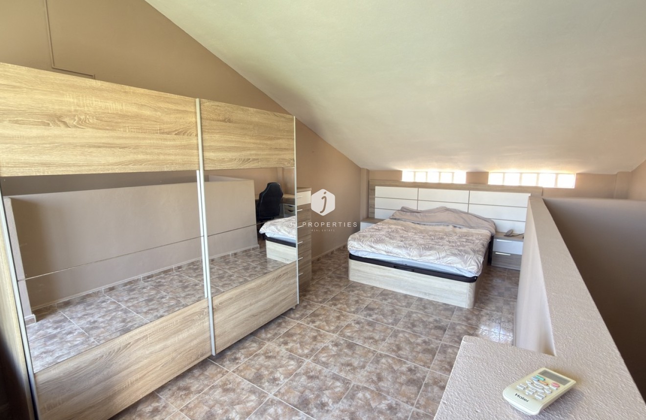 Resale - Chalet -
La Zenia - Costa Blanca