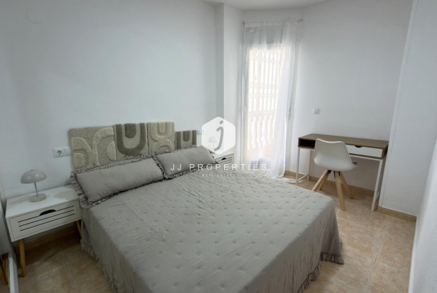 Aus zweiter Hand - Wohnung -
Torrevieja - Centro