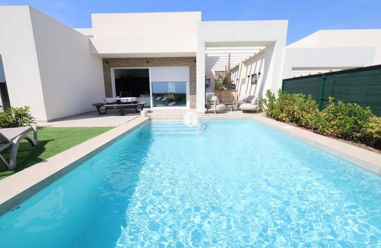 Resale - Villa -
Algorfa - Inland