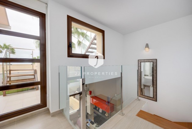 Resale - Villa -
Ciudad Quesada - Pueblo Bravo